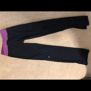 Lululemon black overlap waist straight leggings